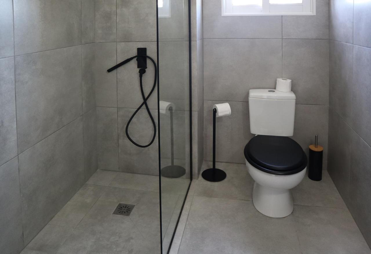 Paphos Alex'S Vacation Suite - 100M From The Beach - 6 Guests מראה חיצוני תמונה