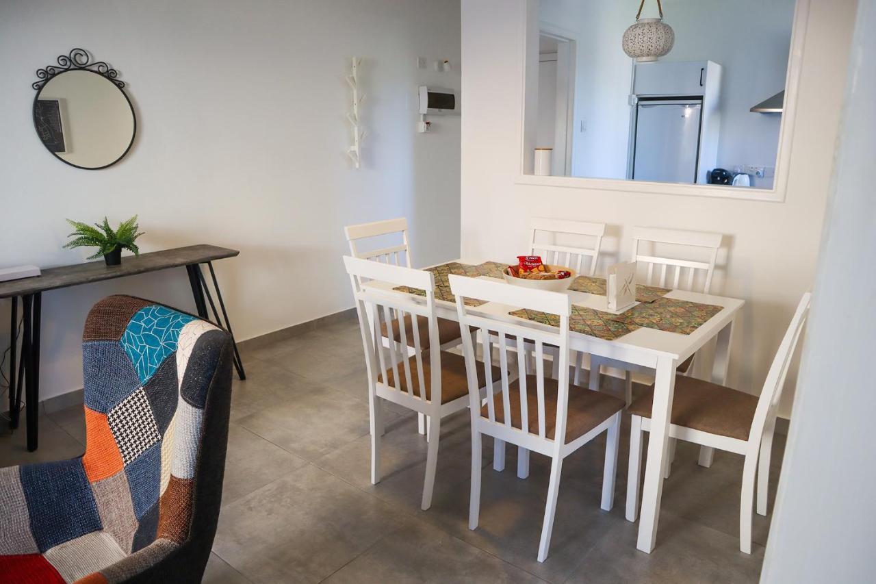 Paphos Alex'S Vacation Suite - 100M From The Beach - 6 Guests מראה חיצוני תמונה