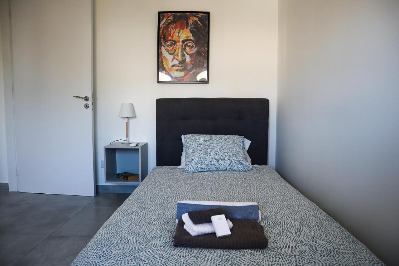Paphos Alex'S Vacation Suite - 100M From The Beach - 6 Guests מראה חיצוני תמונה