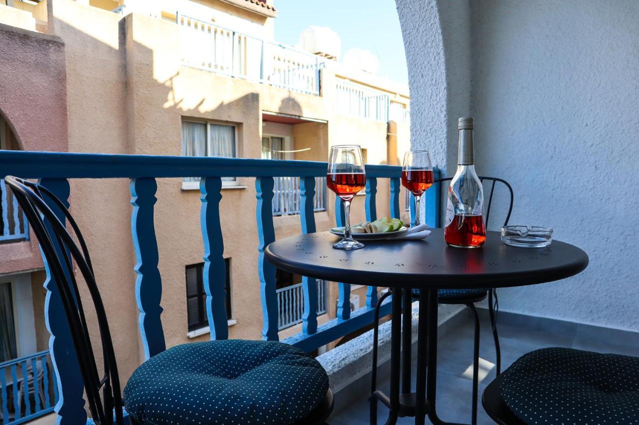 Paphos Alex'S Vacation Suite - 100M From The Beach - 6 Guests מראה חיצוני תמונה
