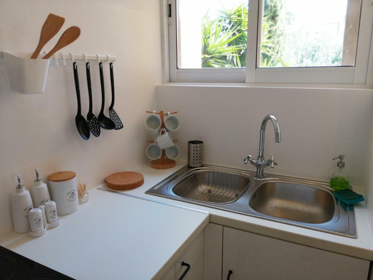 Paphos Alex'S Vacation Suite - 100M From The Beach - 6 Guests מראה חיצוני תמונה
